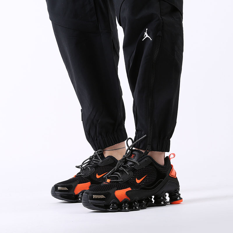 женские черные брюки Jordan Utility Trousers CT2602-010 - цена, описание, фото 3